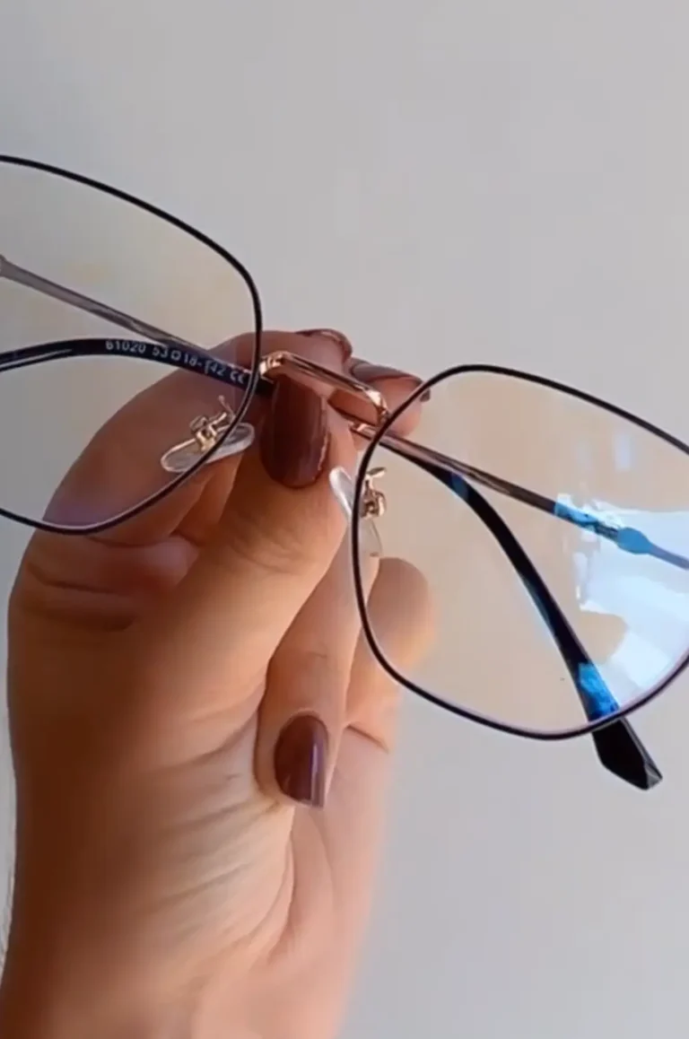 OCULOS (25)